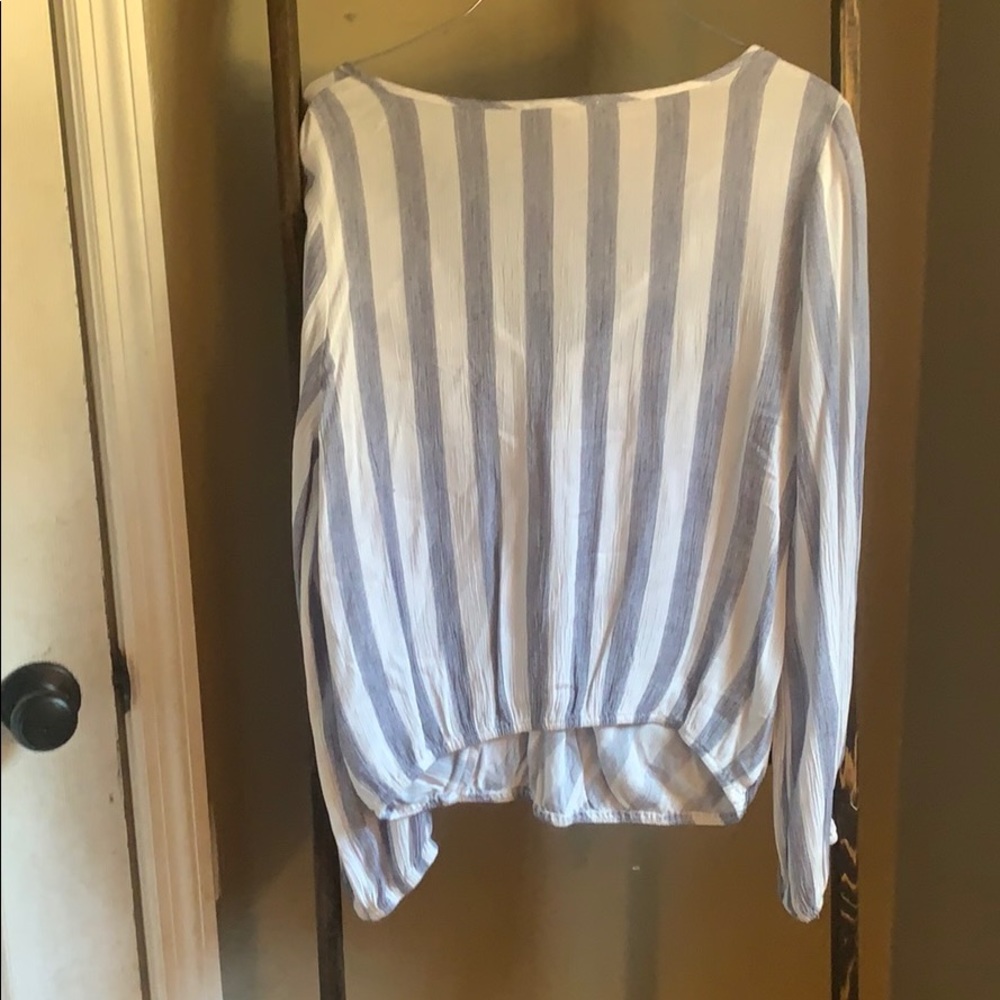 Blouse - Picture 2 of 2